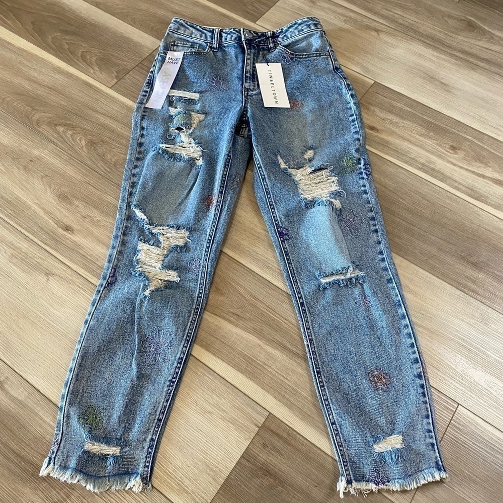 Brand NEW Tinseltown Hi-Rise The Mom Jean
